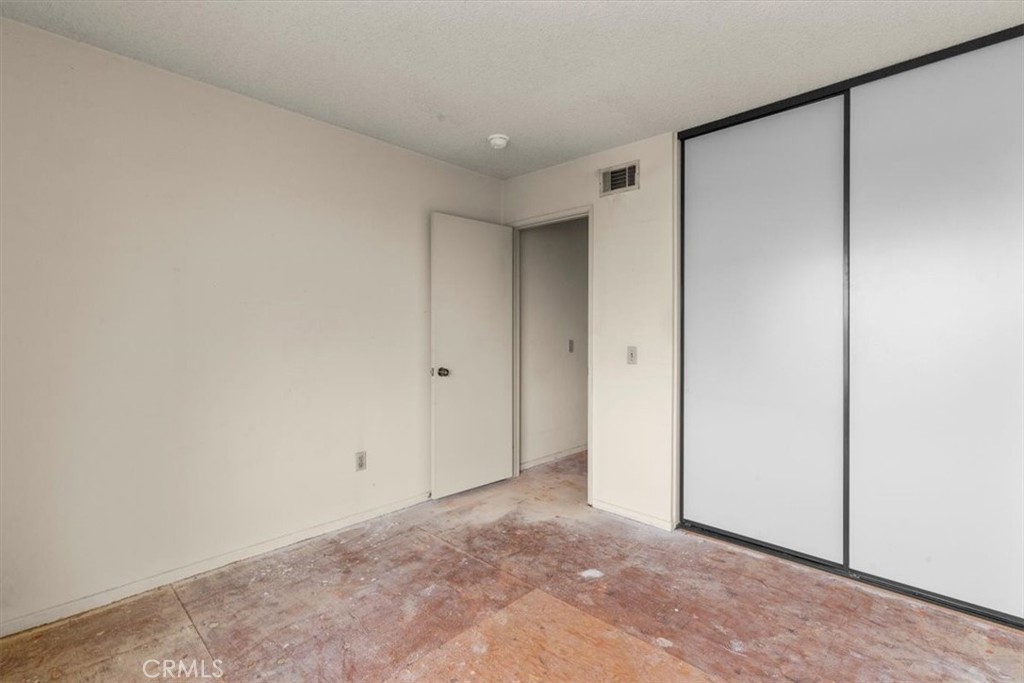1140 Walnut Grove