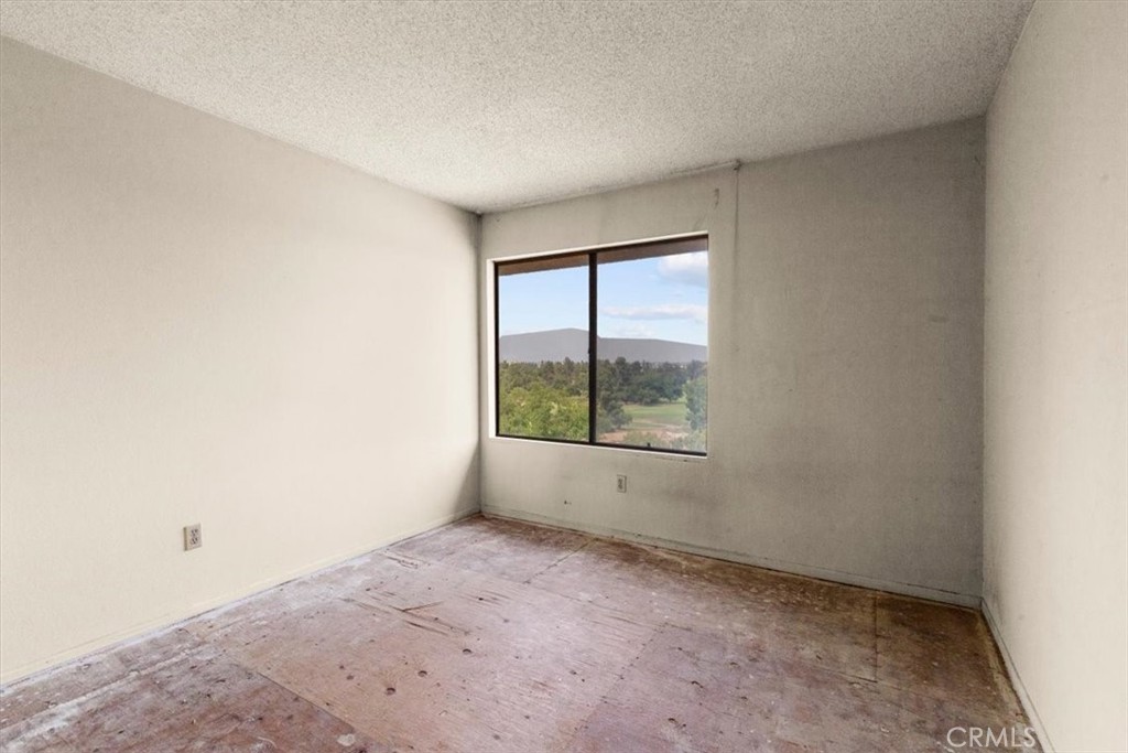 1140 Walnut Grove