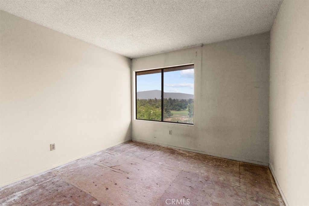 1140 Walnut Grove