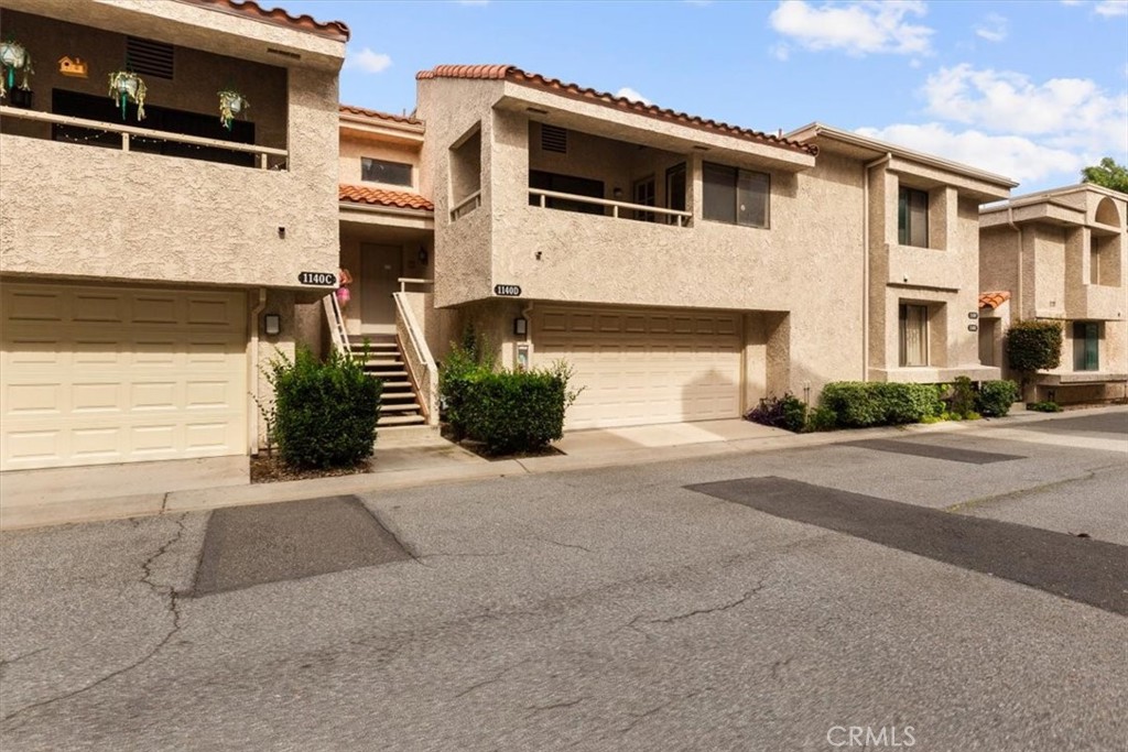 1140 Walnut Grove