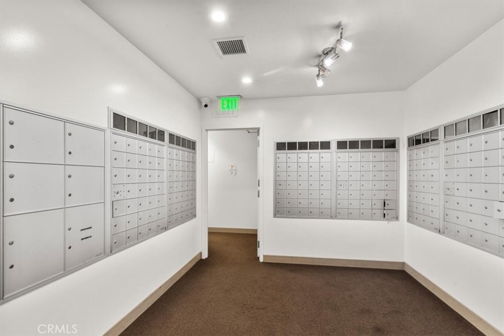 1100 Wilshire Boulevard 1812