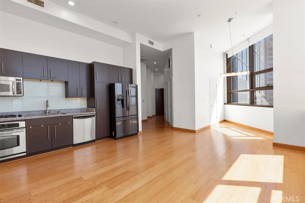 1100 Wilshire Boulevard 1812