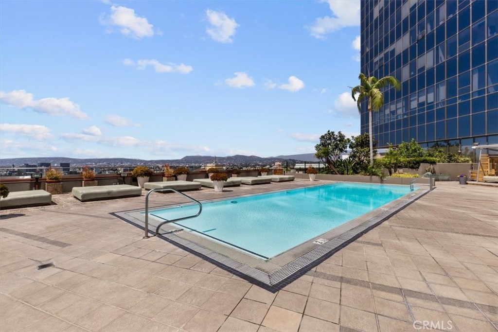 1100 Wilshire Boulevard 1812