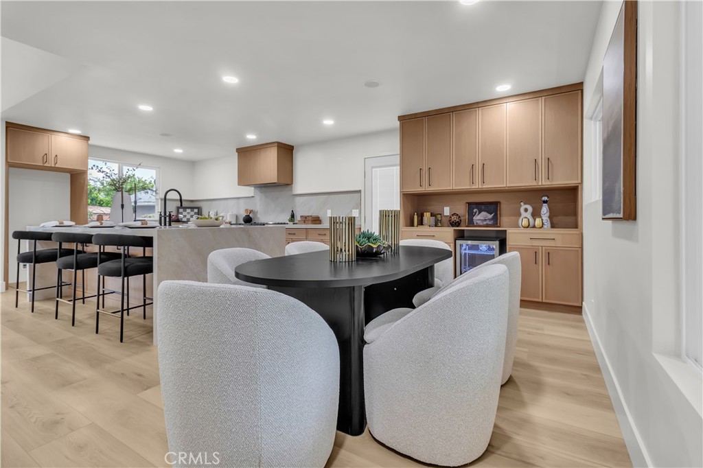 2525 N Pacific