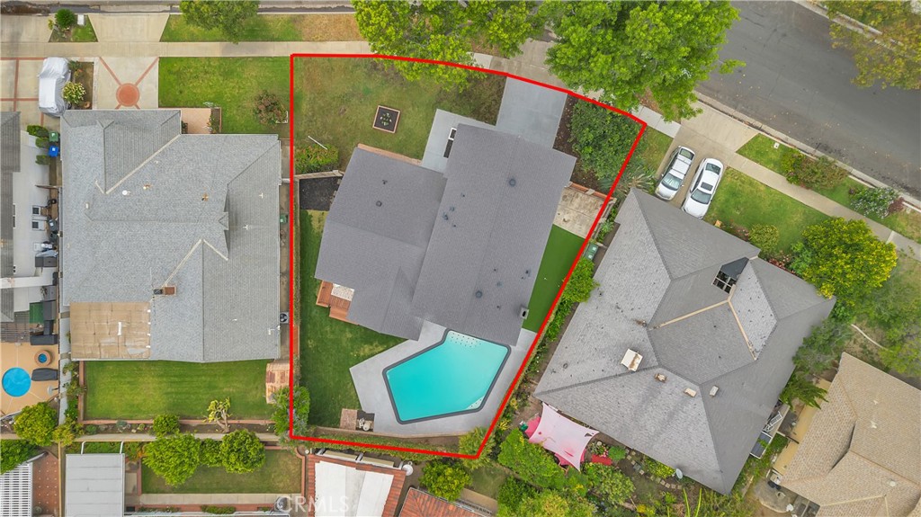 2525 N Pacific