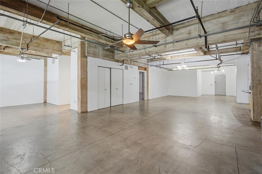 835 Locust Avenue 317