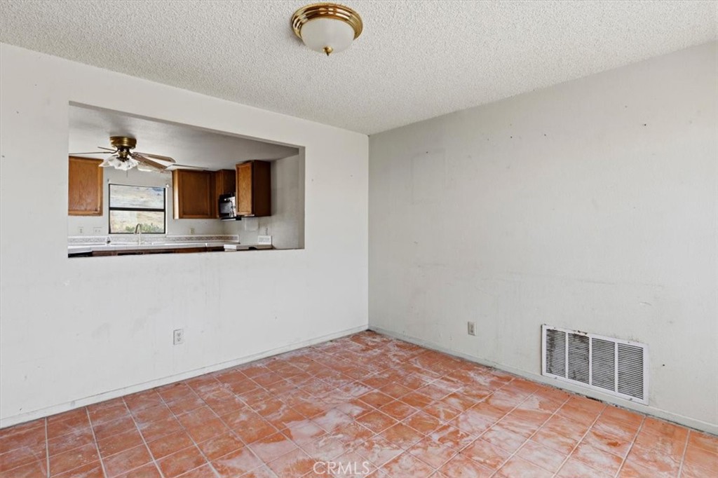 8885 Corto Road