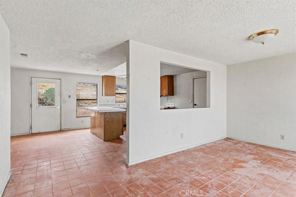 8885 Corto Road