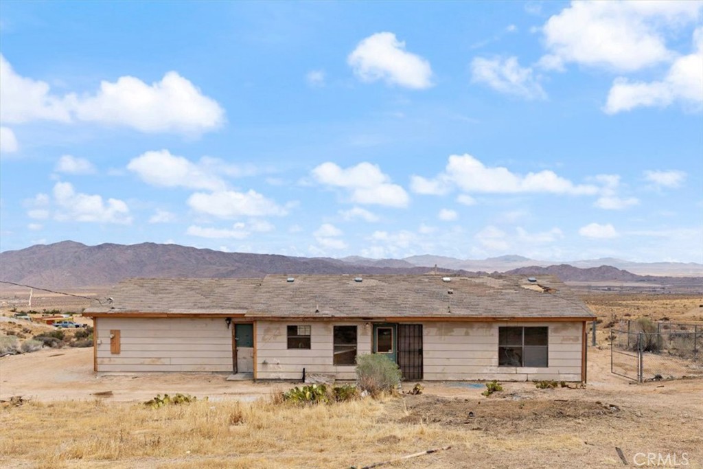8885 Corto Road
