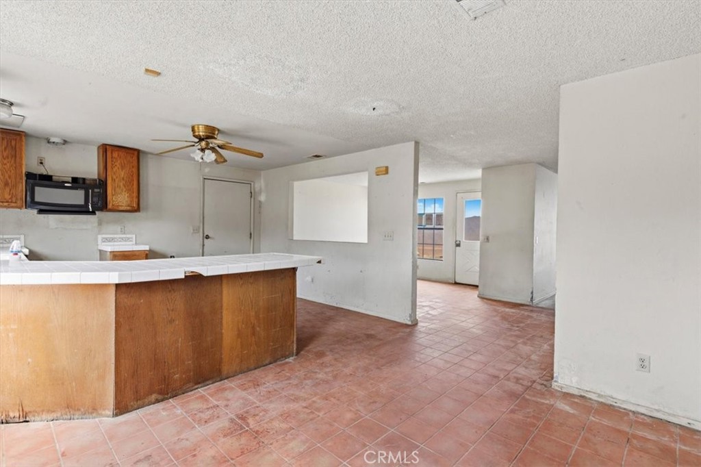 8885 Corto Road