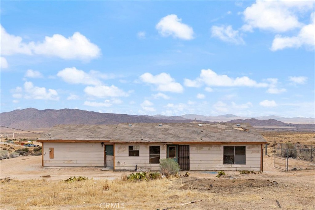 8885 Corto Road