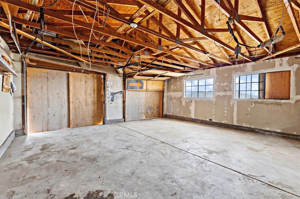 8885 Corto Road