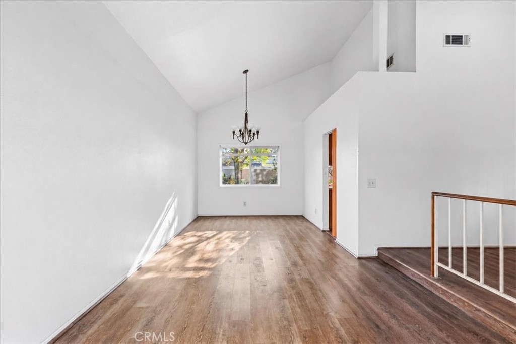 2243 N Maple