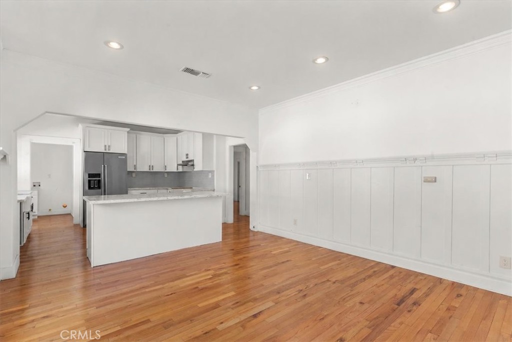 2134 W 29th