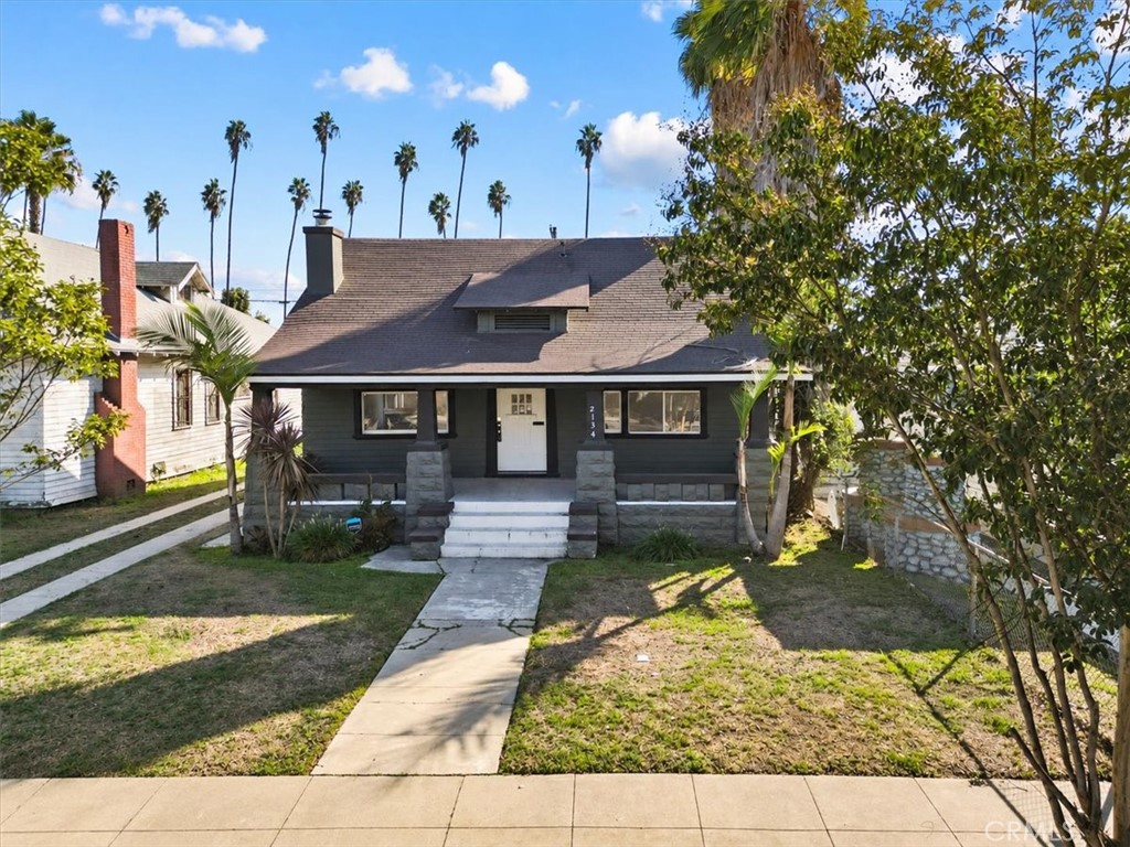2134 W 29th