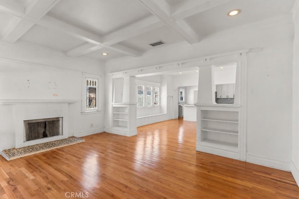 2134 W 29th