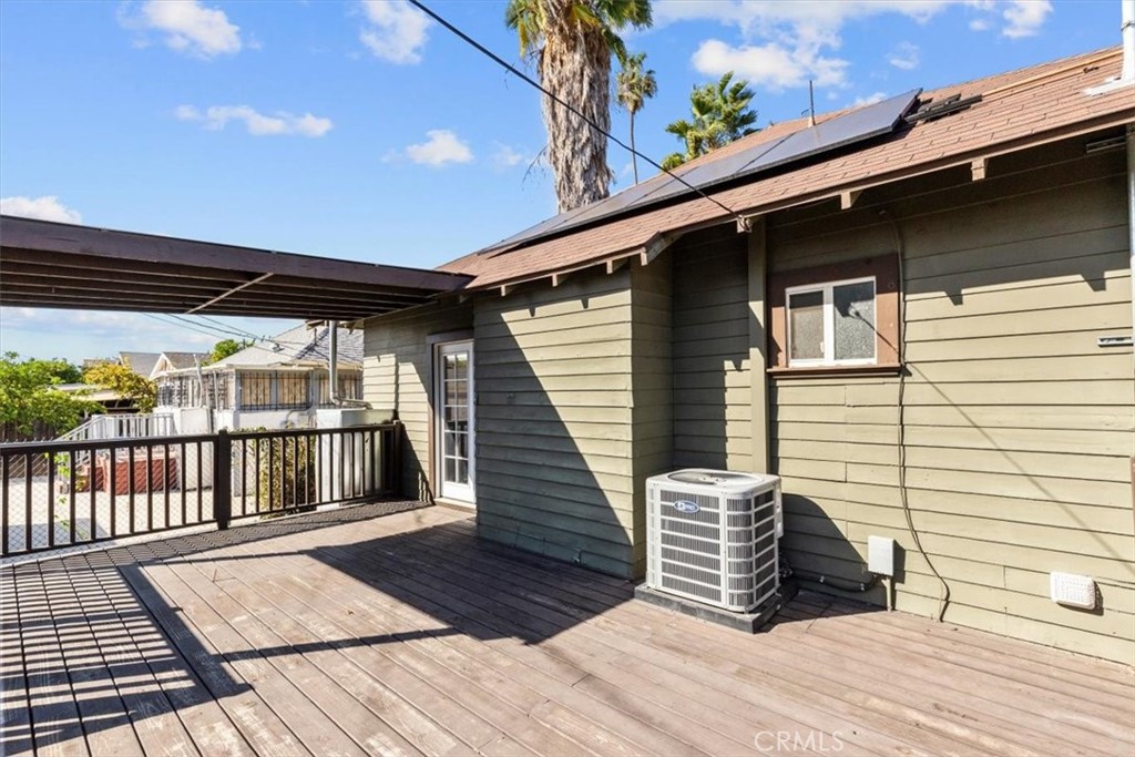 2134 W 29th