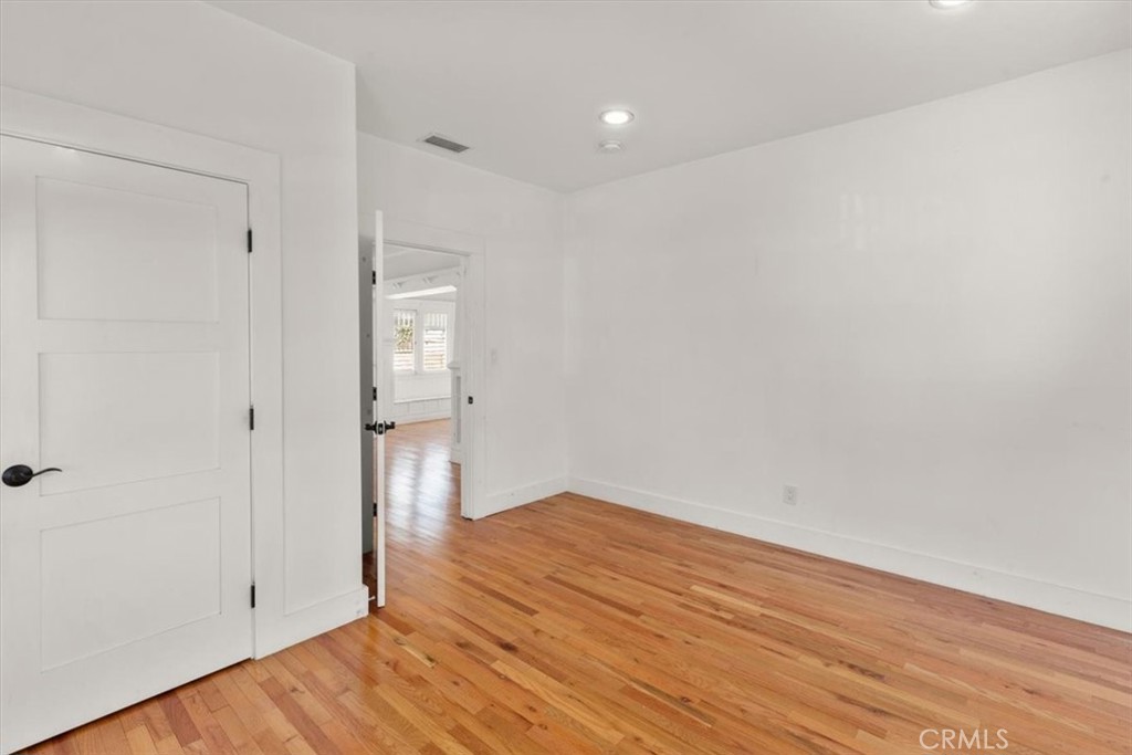 2134 W 29th
