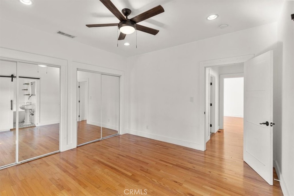 2134 W 29th