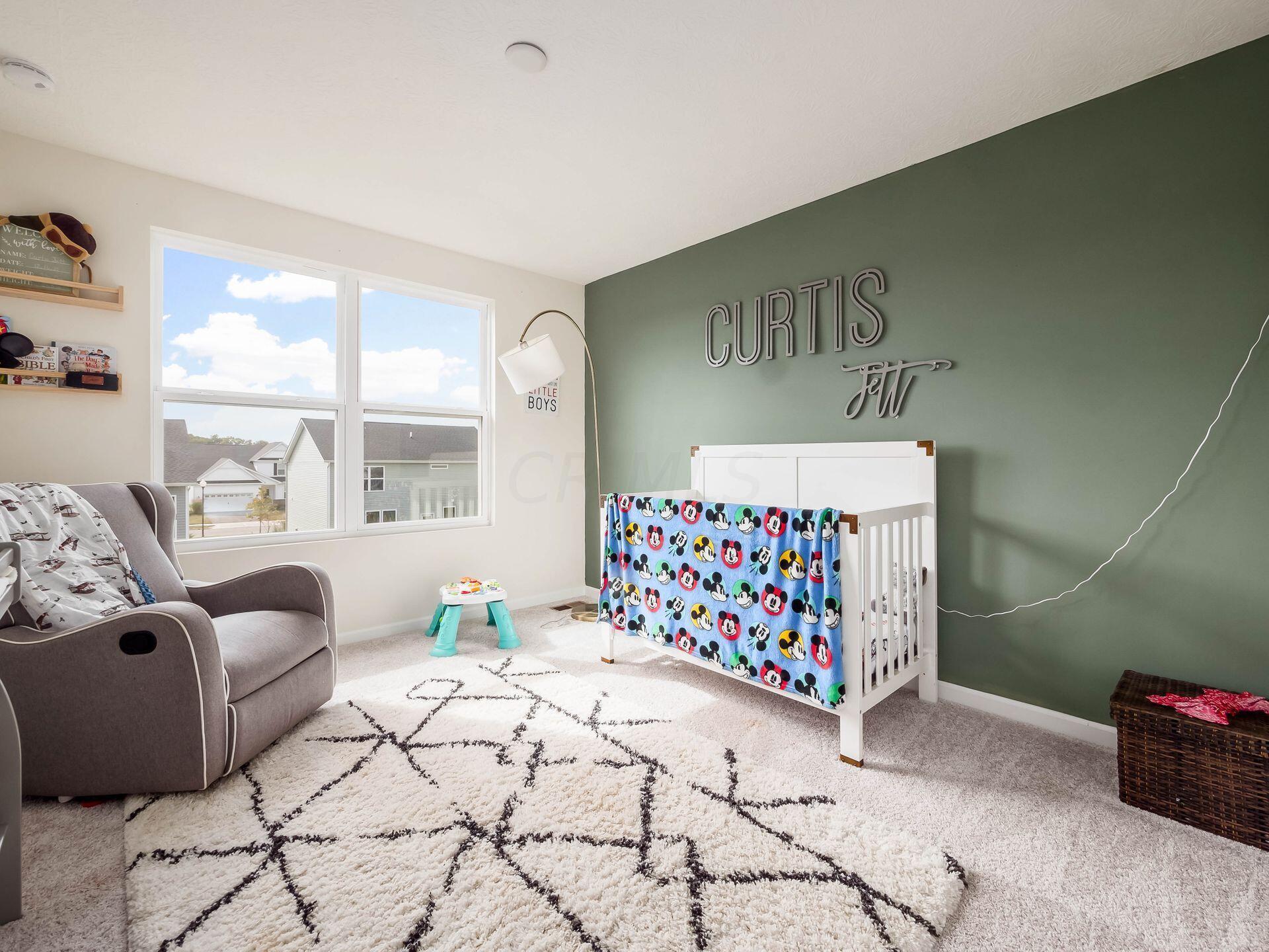 121 Leather Leaf Circle