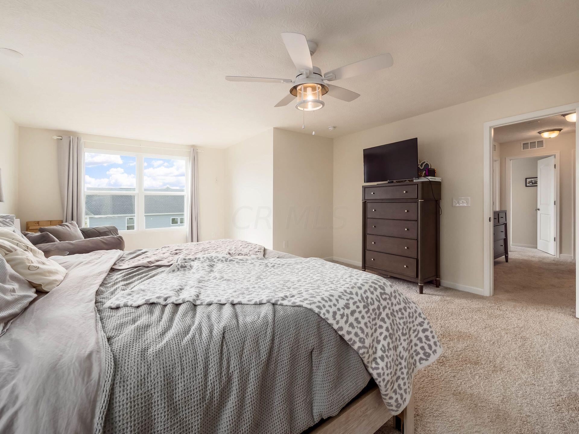 121 Leather Leaf Circle