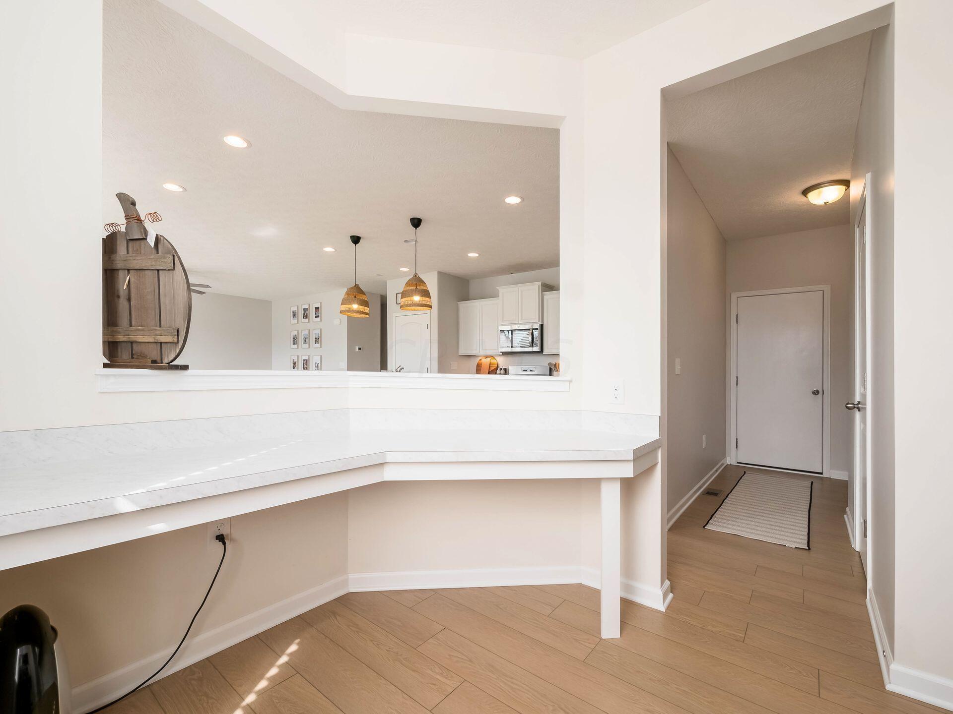 121 Leather Leaf Circle