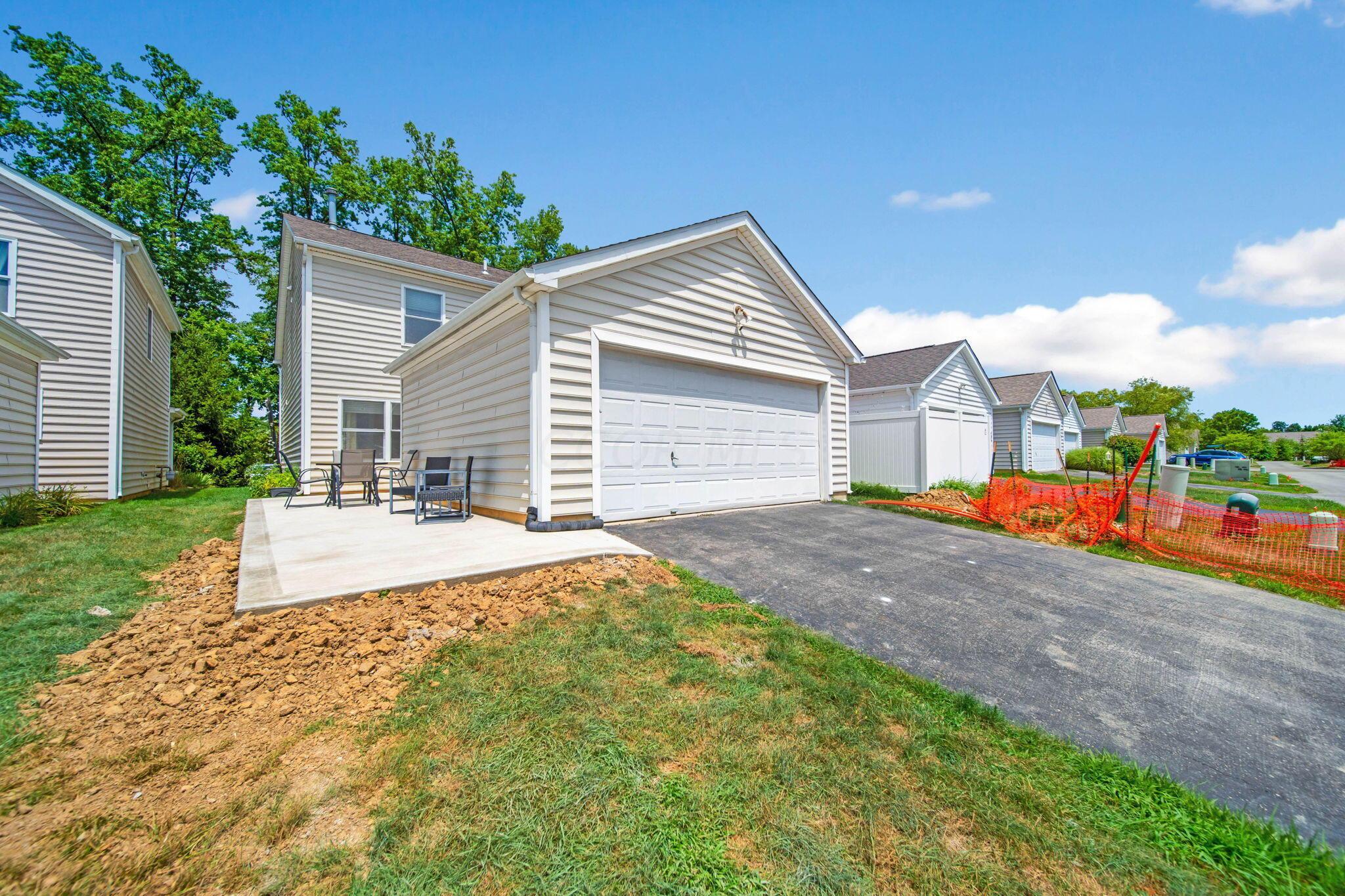 6183 Norway Glen Avenue