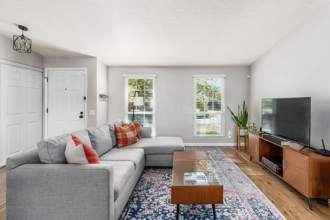 6467 Montford Road W