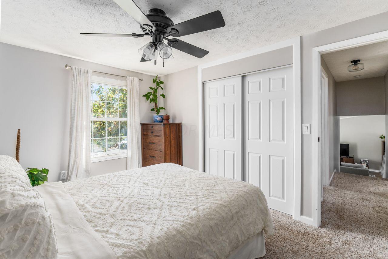 6467 Montford Road W