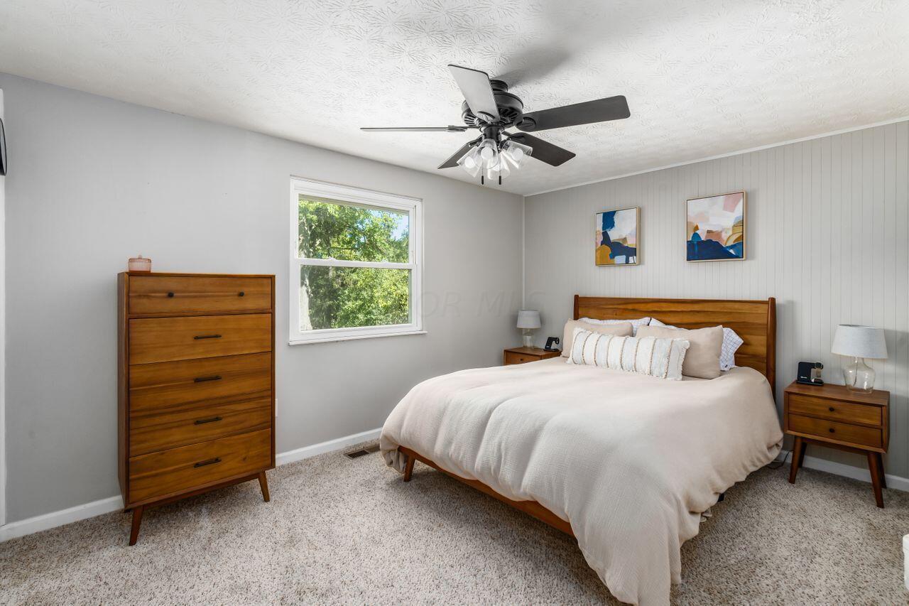 6467 Montford Road W