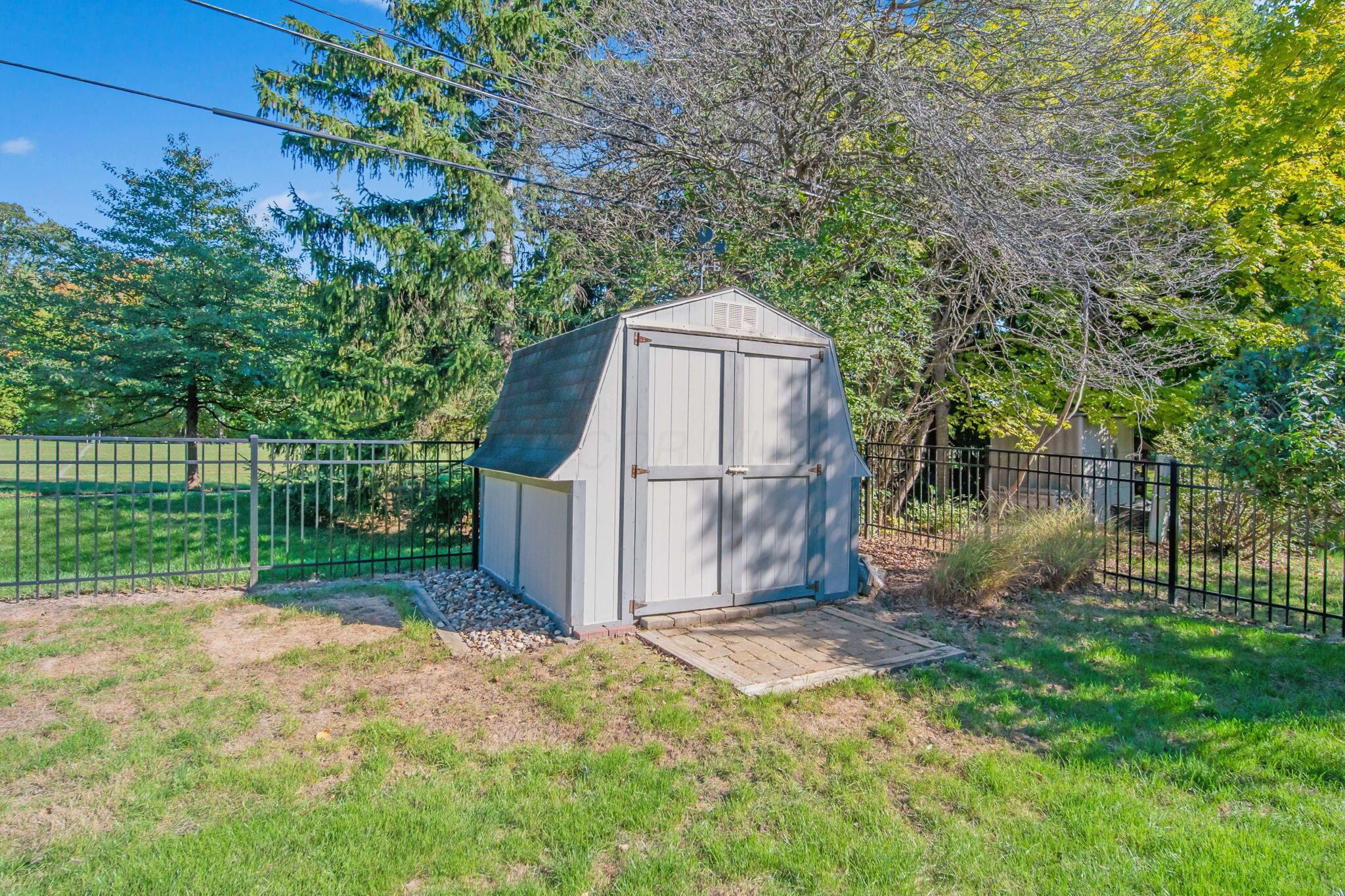 182 Bellefield Avenue