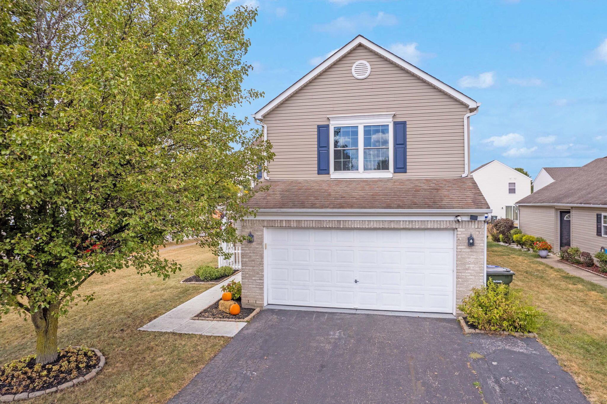 6846 Manor Crest Lane