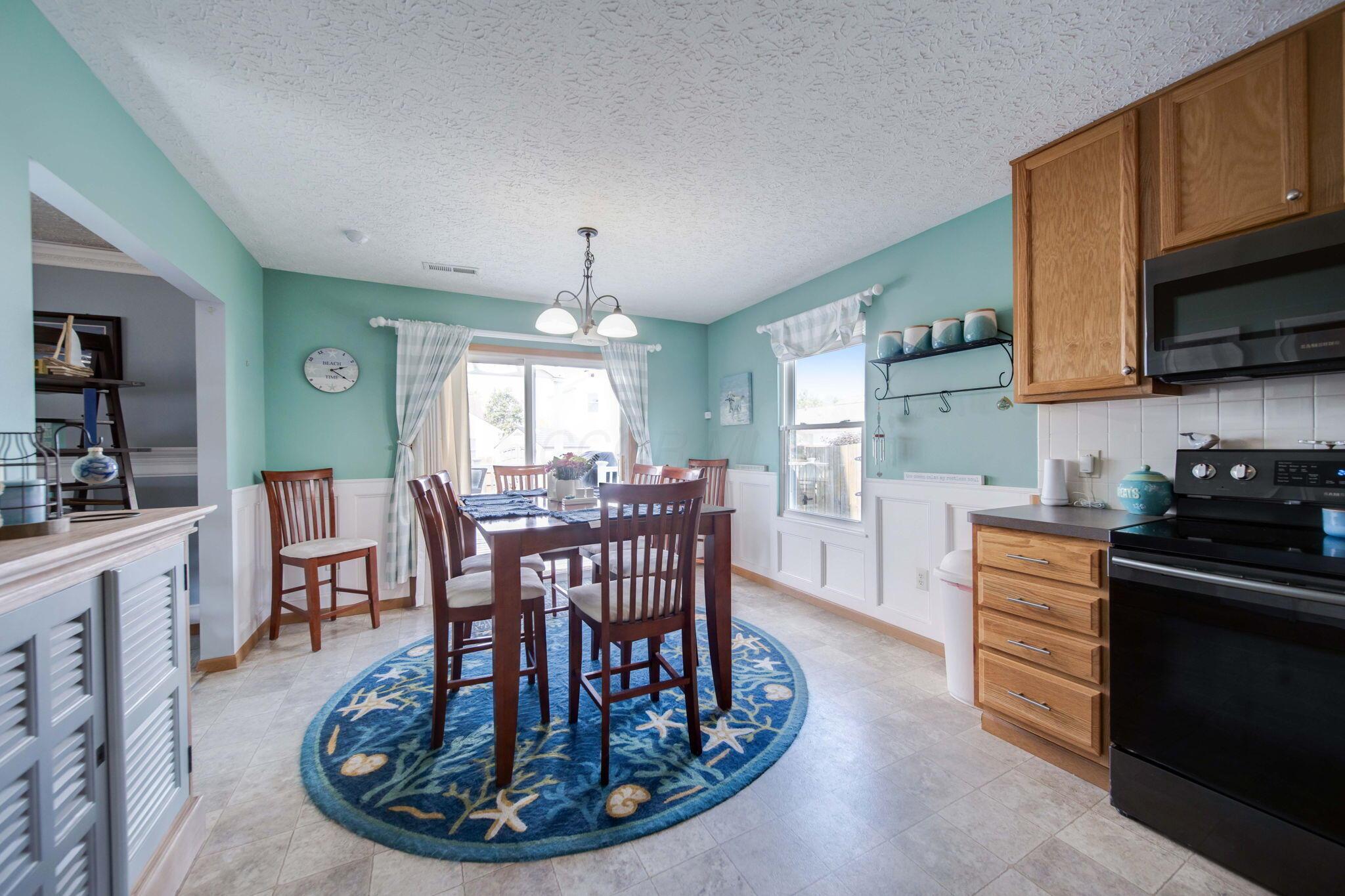 6846 Manor Crest Lane