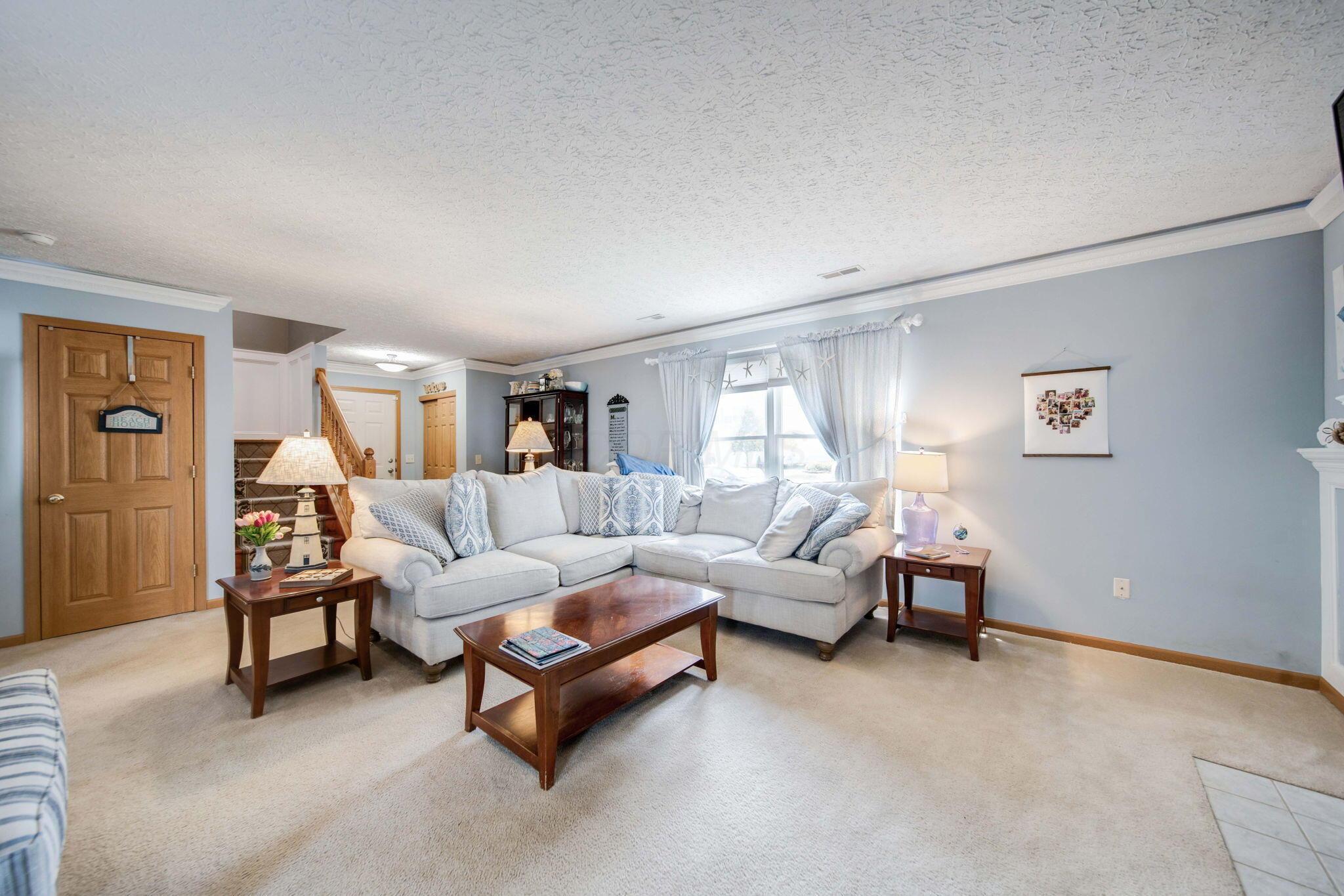 6846 Manor Crest Lane