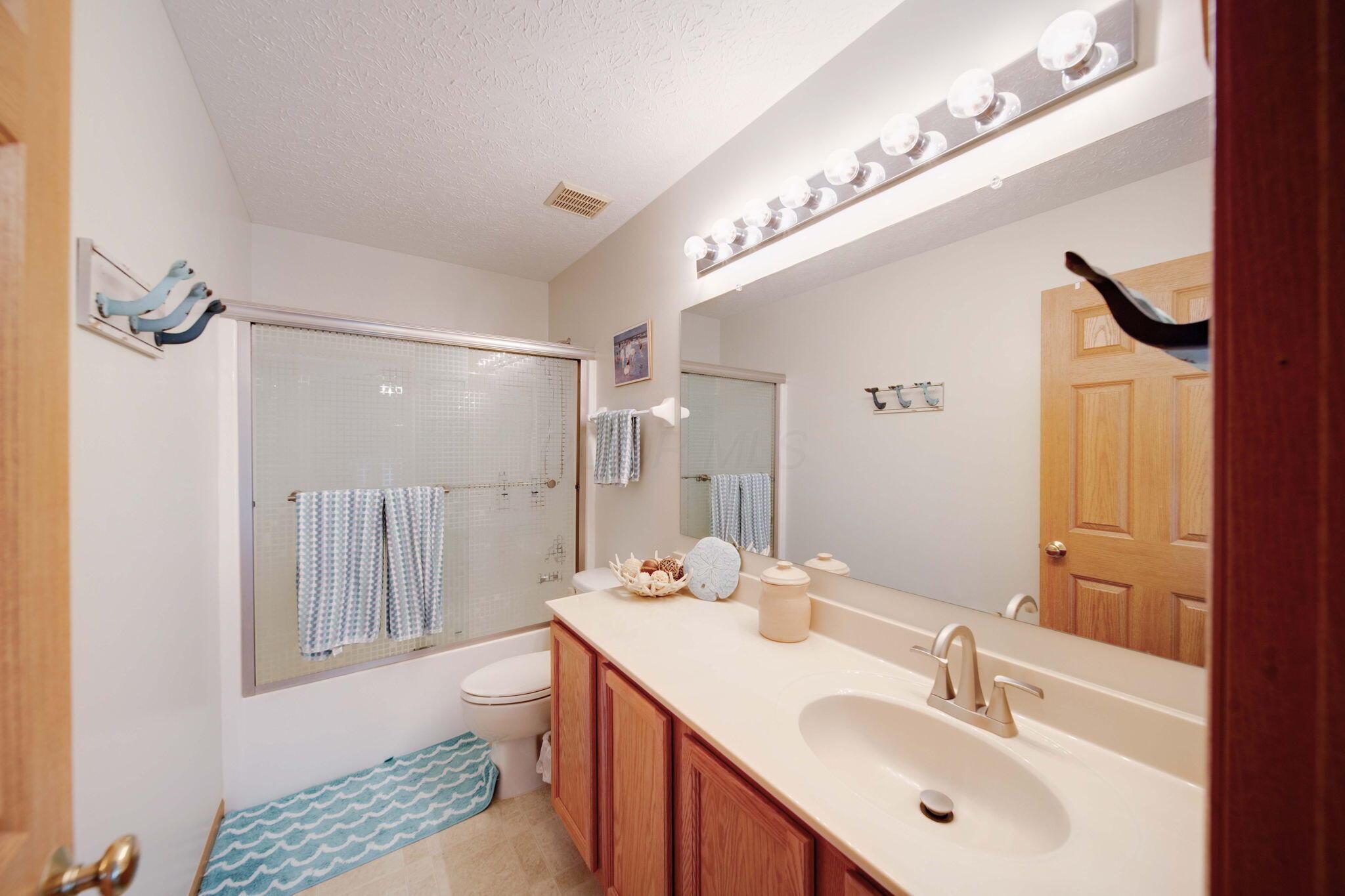 6846 Manor Crest Lane