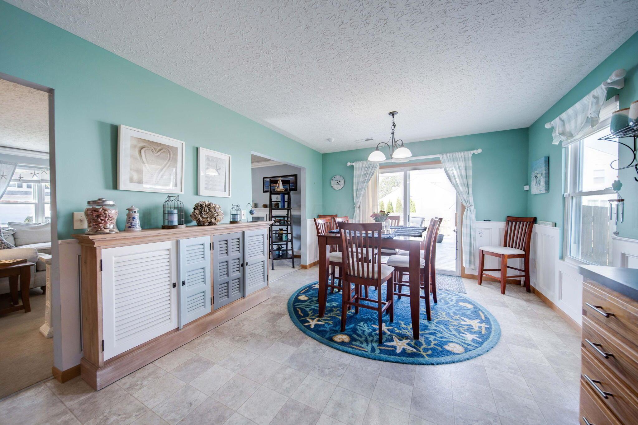 6846 Manor Crest Lane