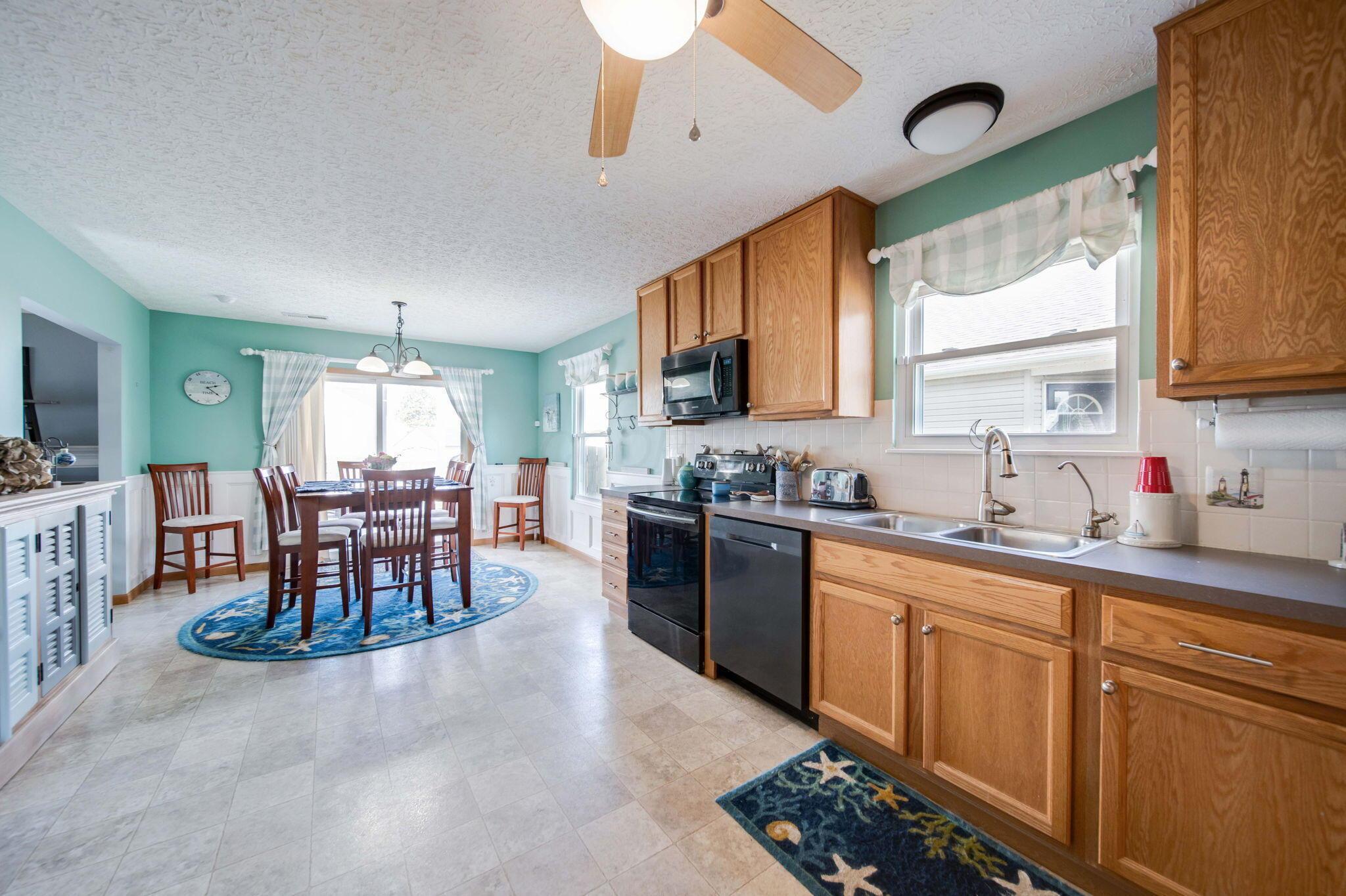 6846 Manor Crest Lane