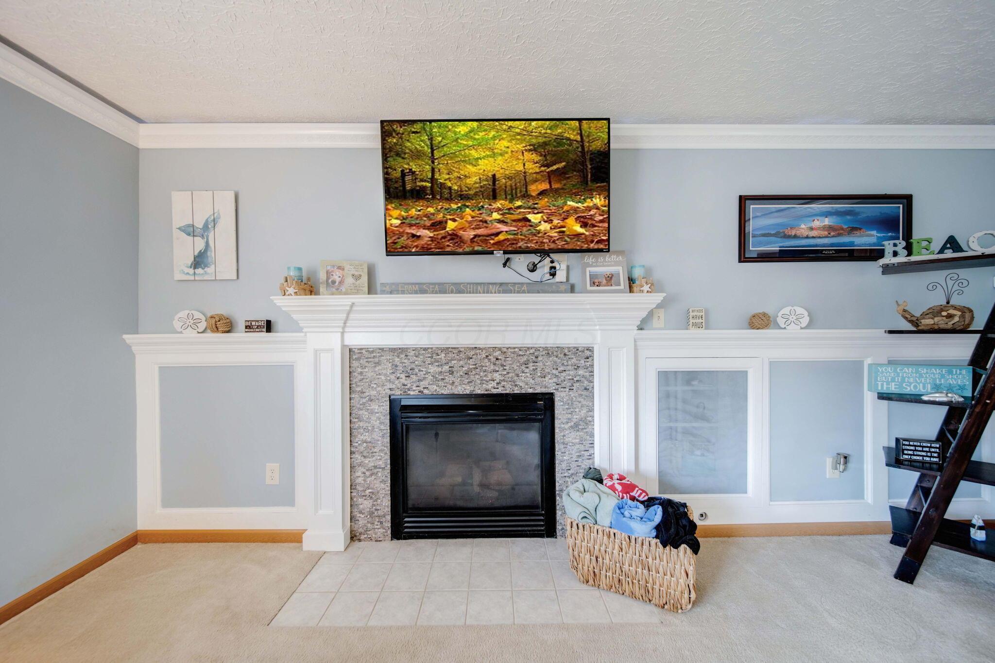 6846 Manor Crest Lane