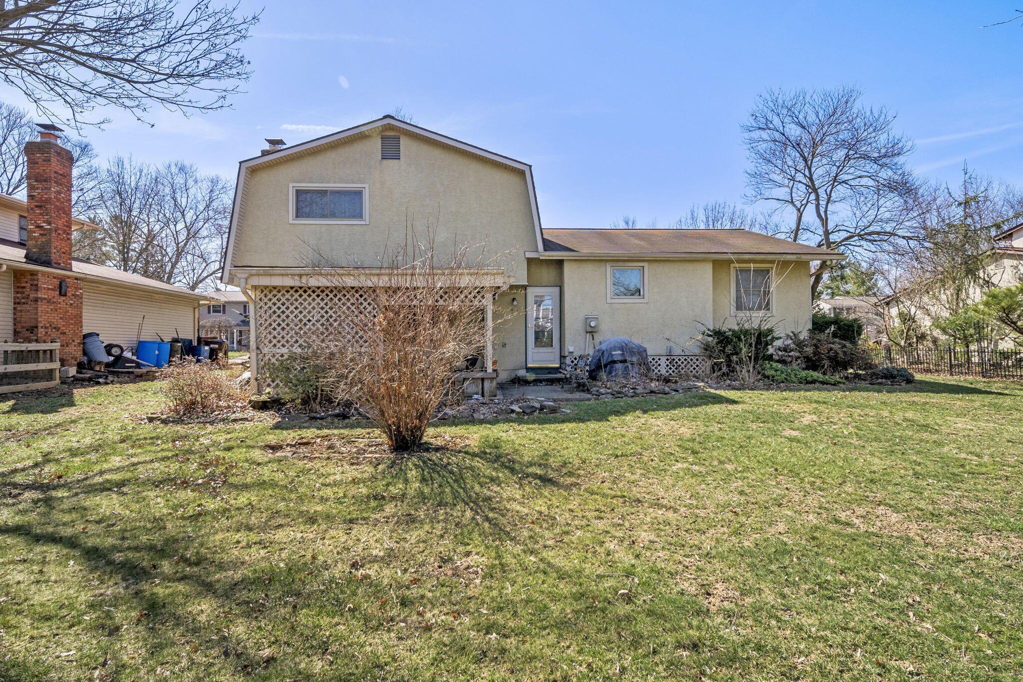 1062 Hepplewhite Street