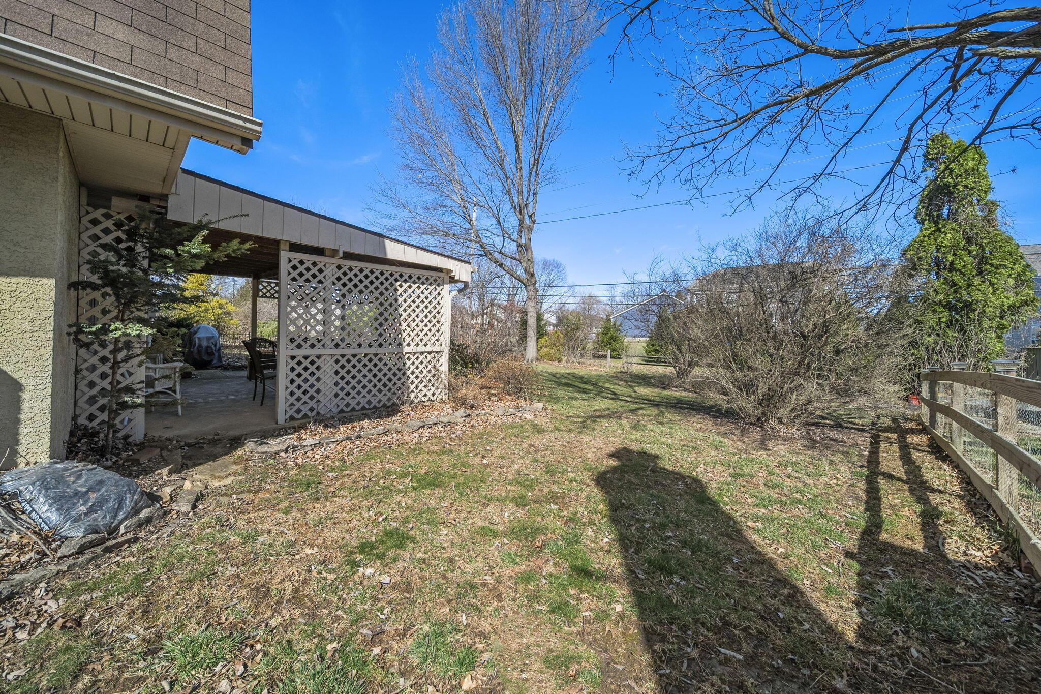 1062 Hepplewhite Street