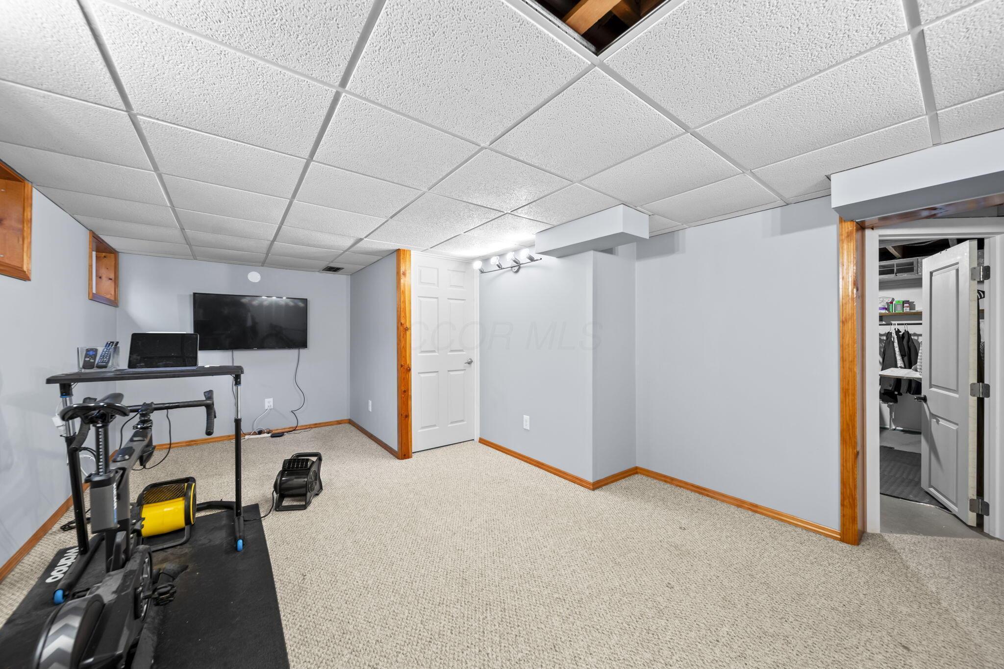 518 E Clearview Avenue