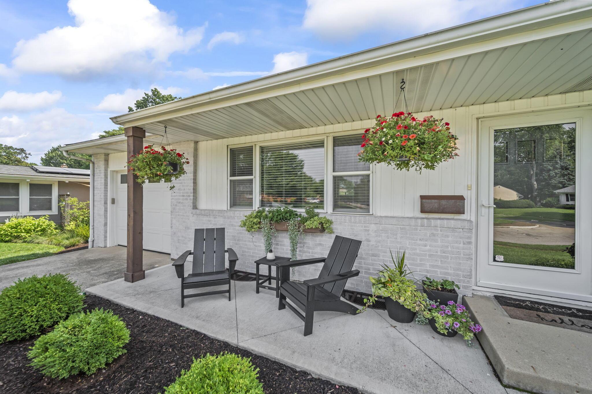 518 E Clearview Avenue