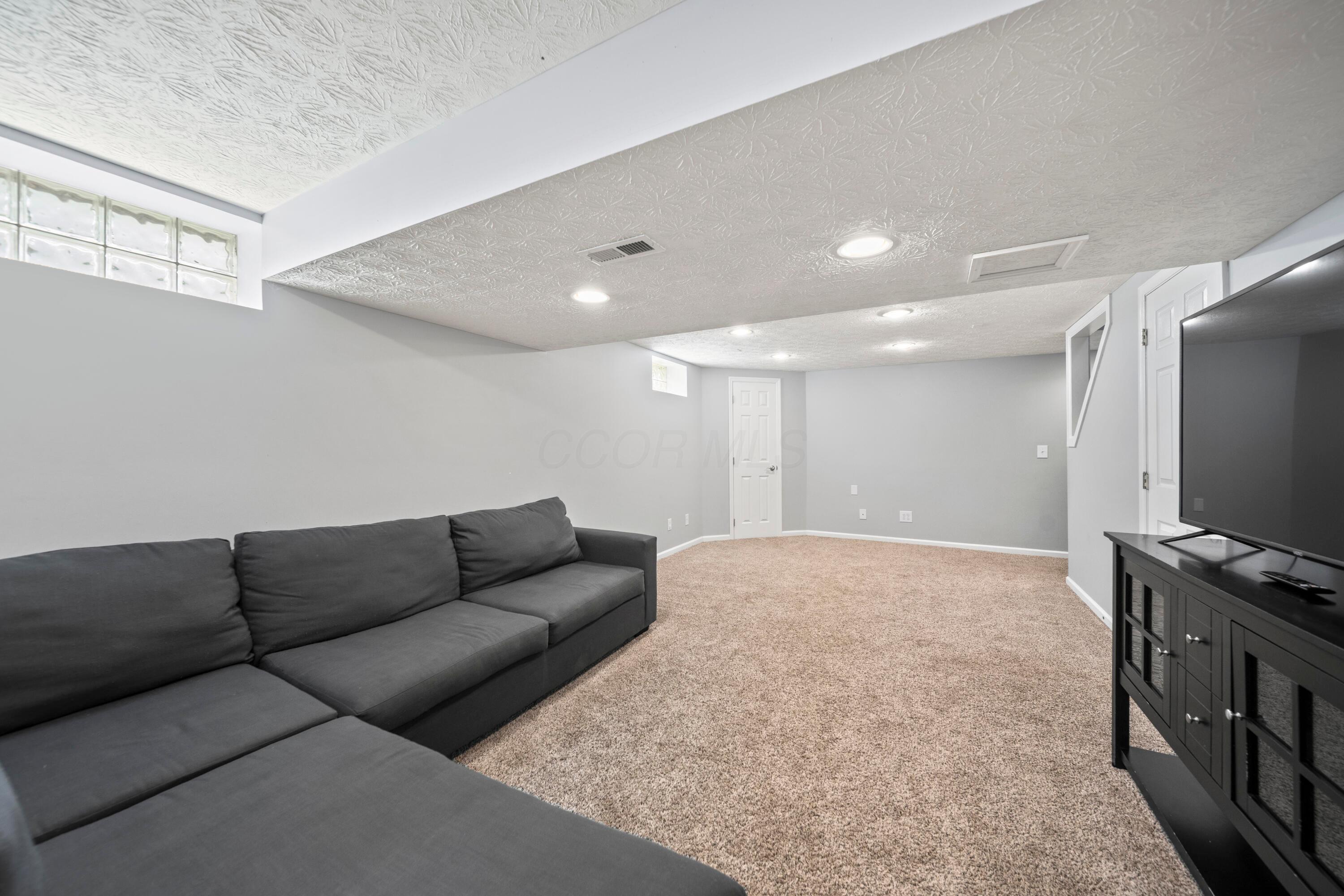 3294 Scioto Glen Avenue