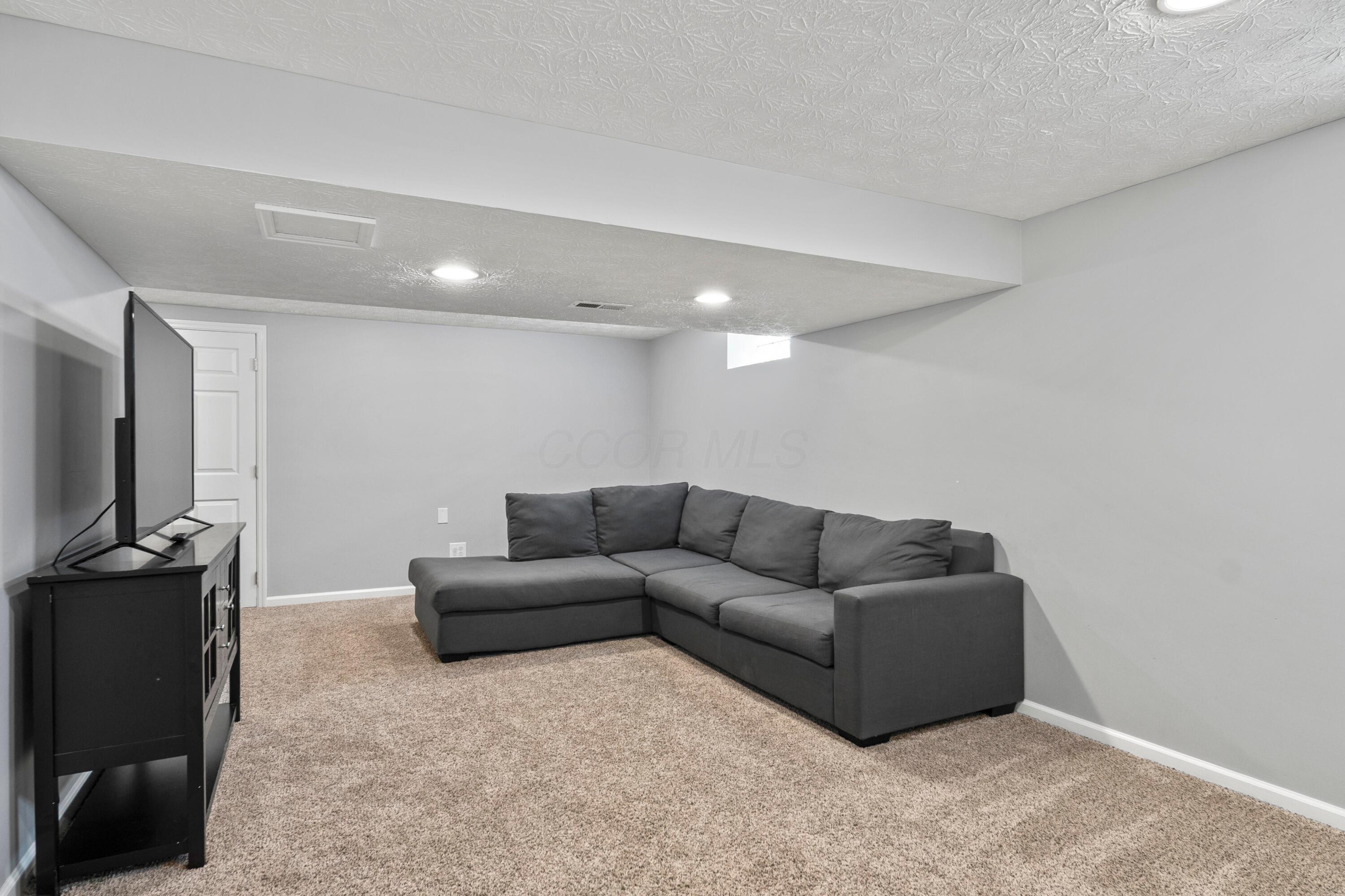 3294 Scioto Glen Avenue