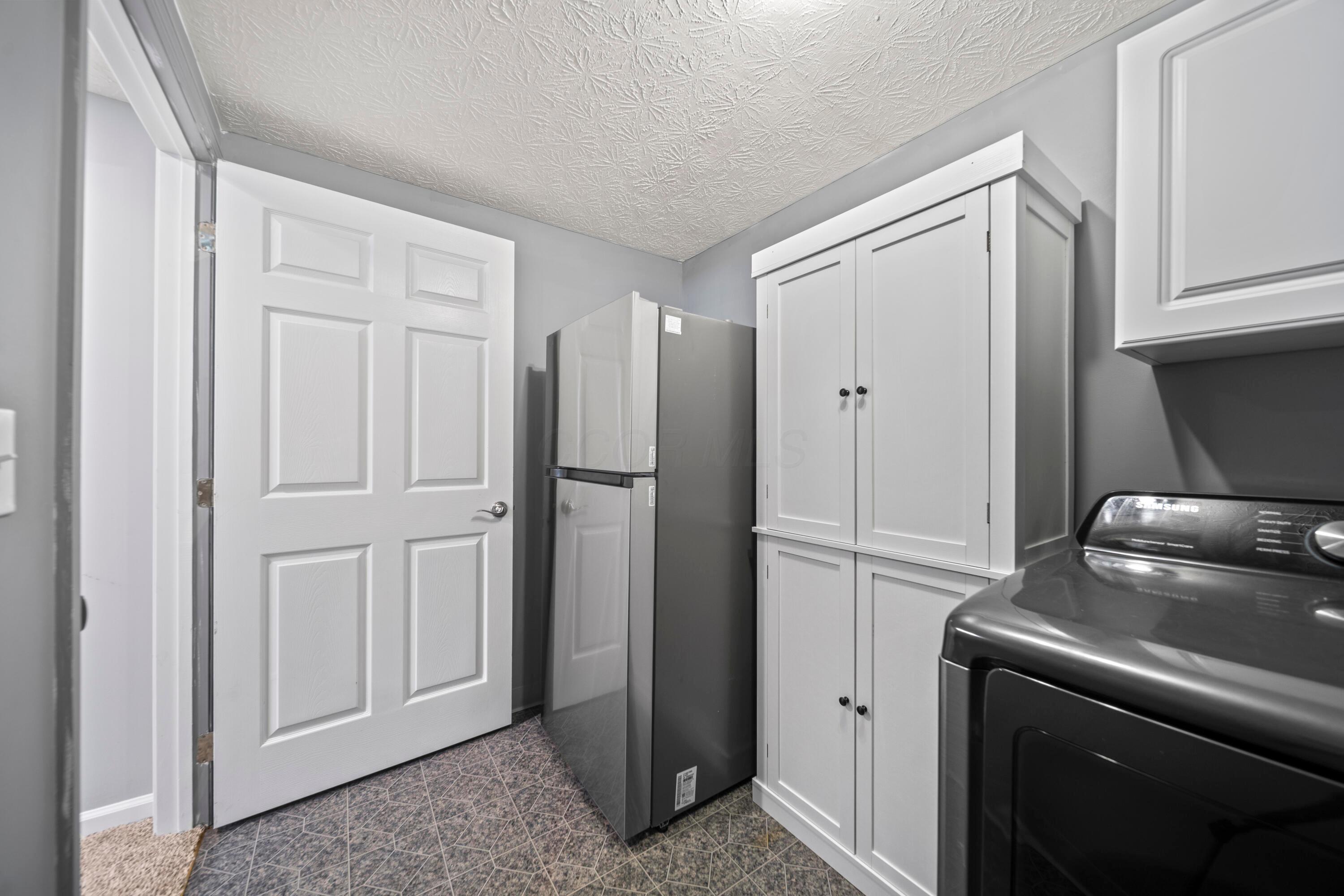 3294 Scioto Glen Avenue