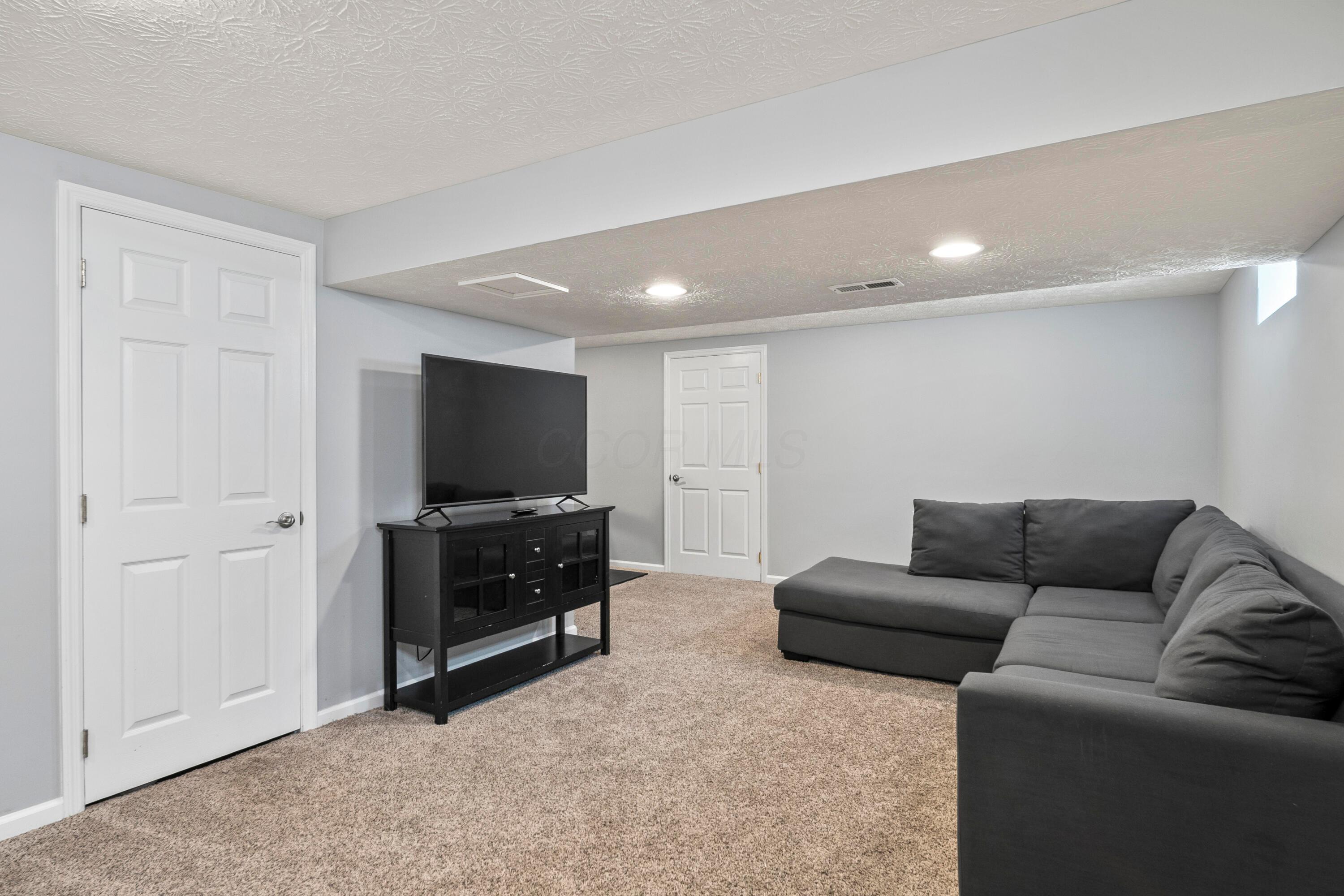 3294 Scioto Glen Avenue