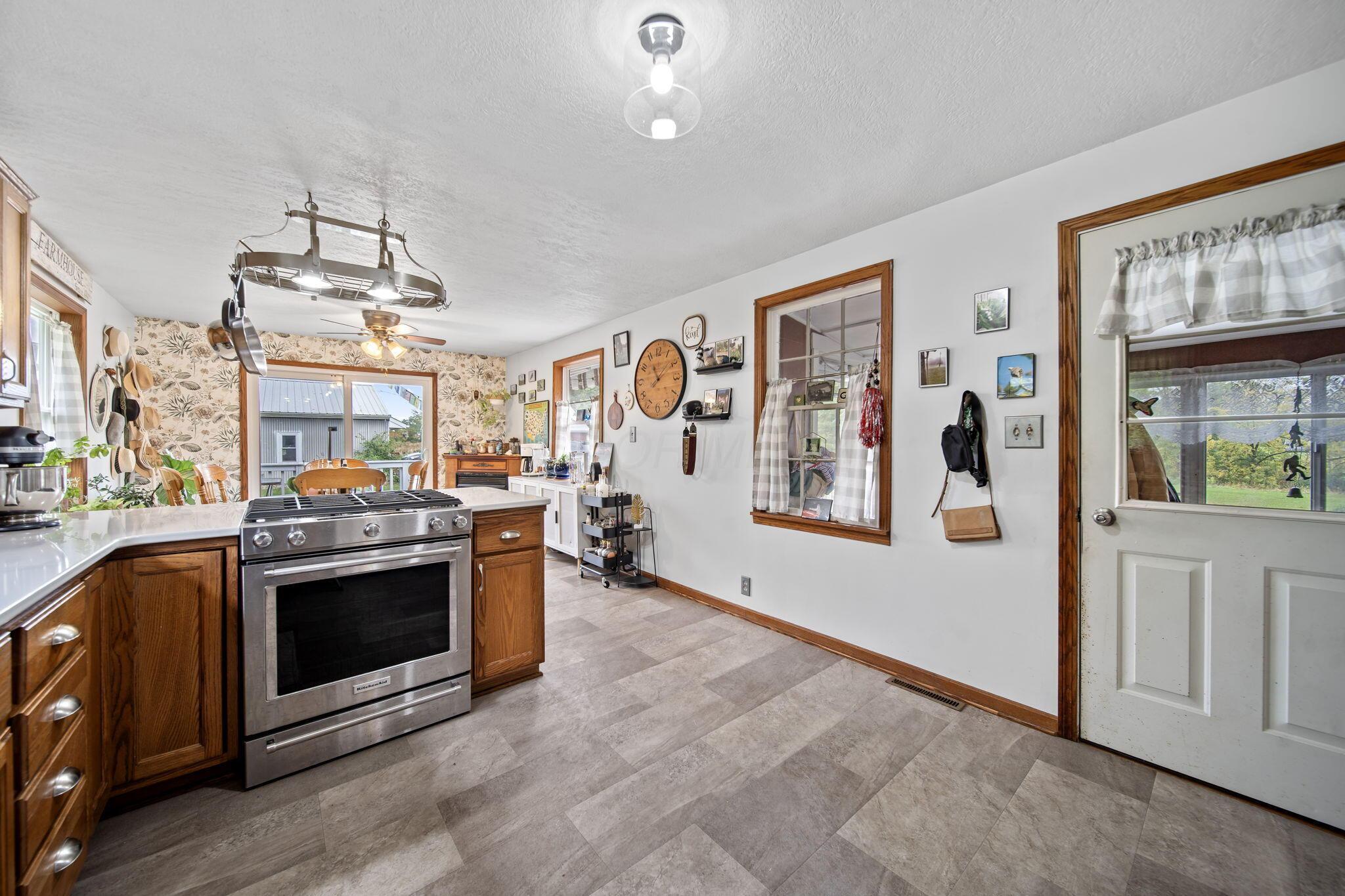 6718 Crawford Morrow County Line Road