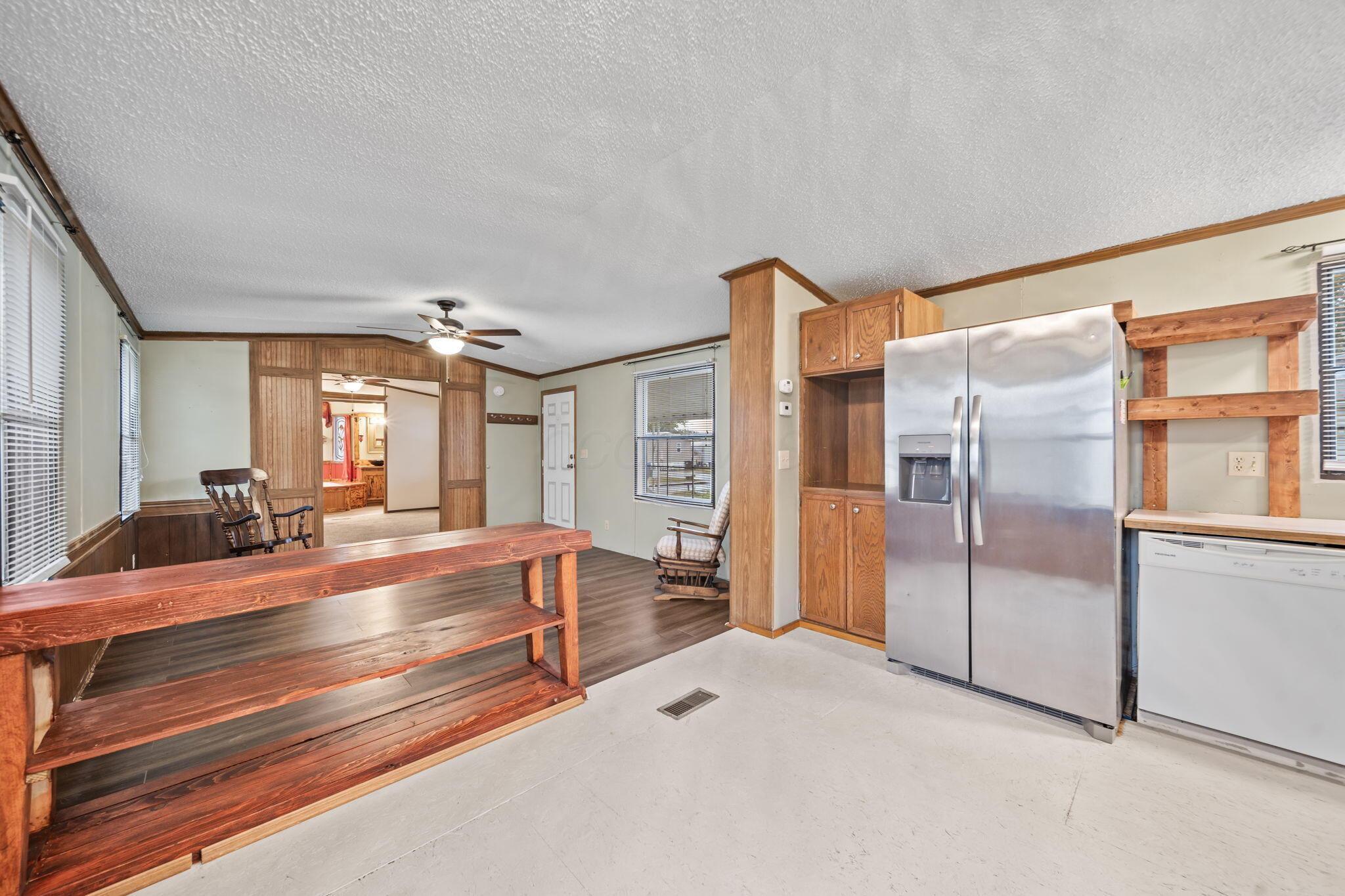 1330 Hanover Road, 203