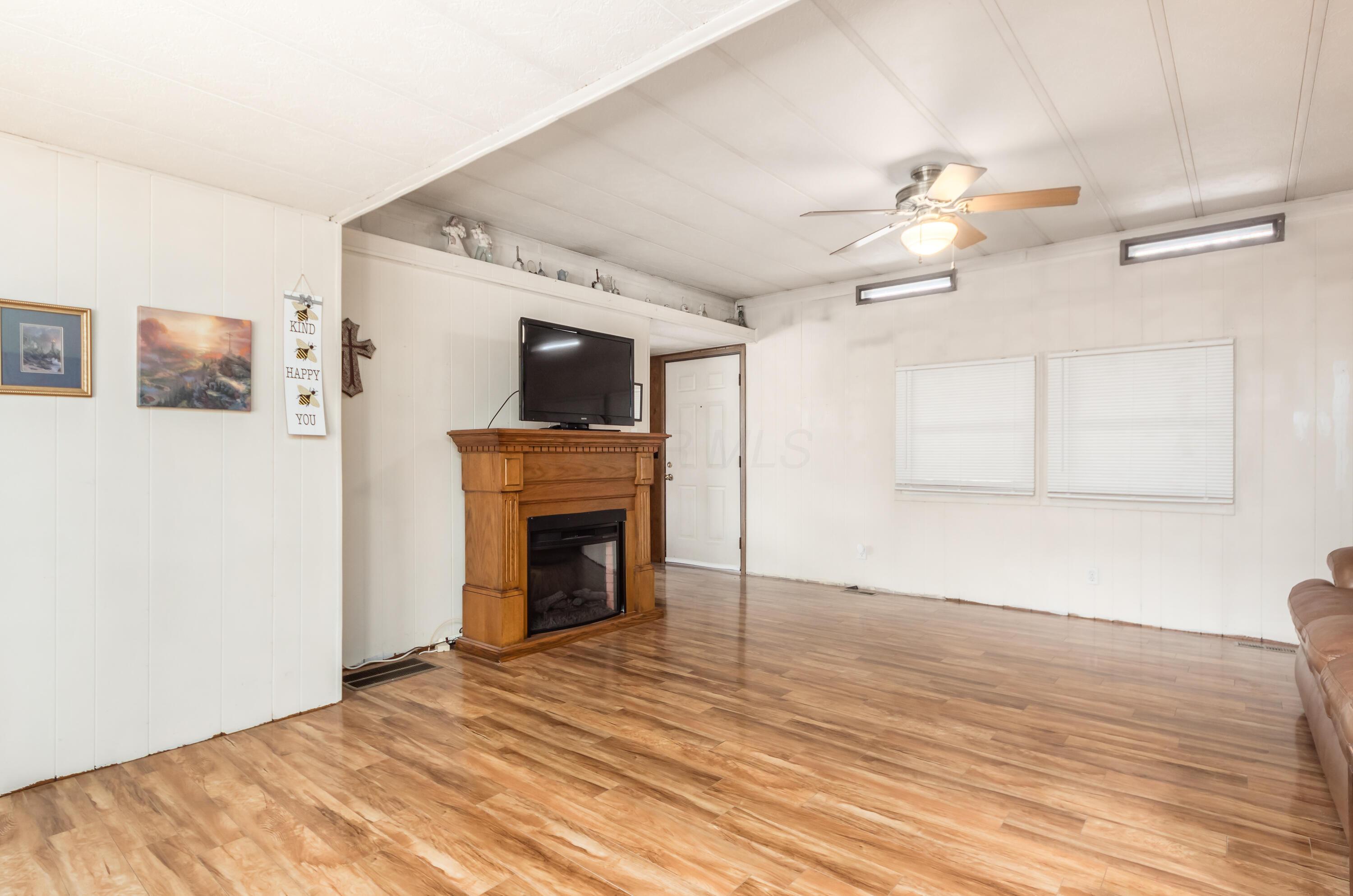 5444 Carson City Lane