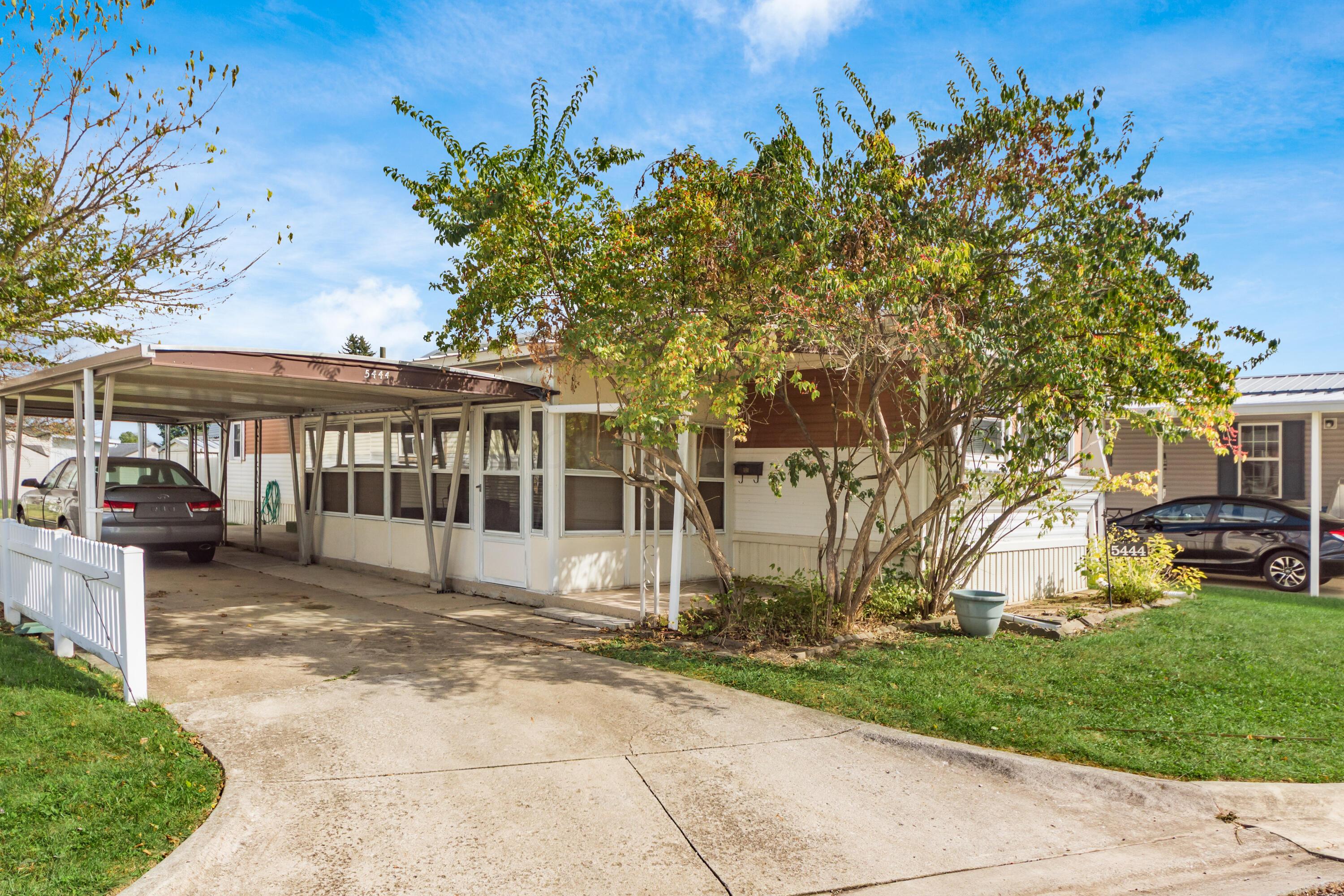 5444 Carson City Lane